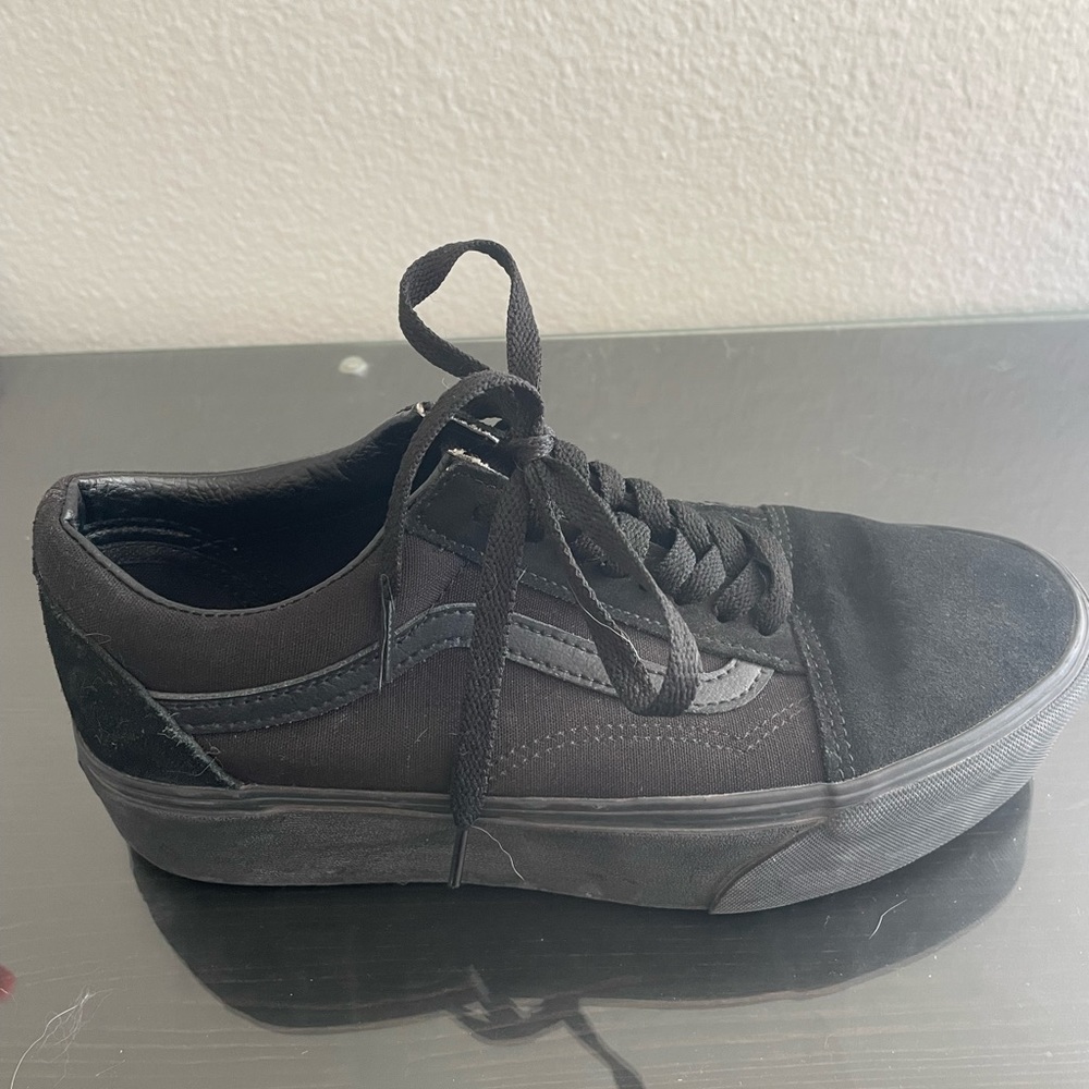 Vans all black stackform size 8.5